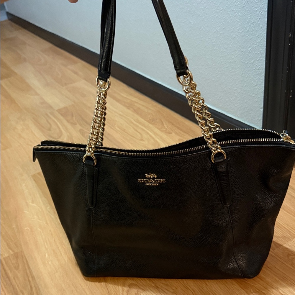 Coach Black Leather Shoulder Bag with Gold Chain